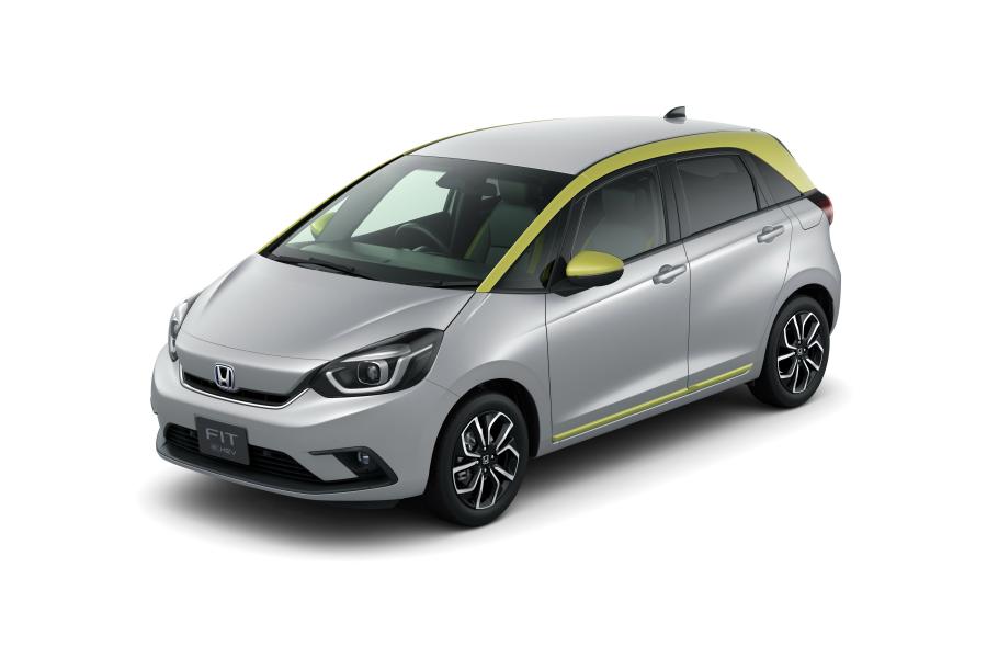  Honda Fit e:HEV Ness 2020 года  (JP) (фото 1 из 18)